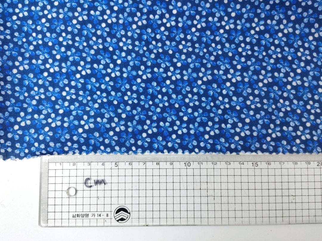 100% Linen Blue Flower Print Fabric Light Weight 7292 - The Linen Lab - Blue