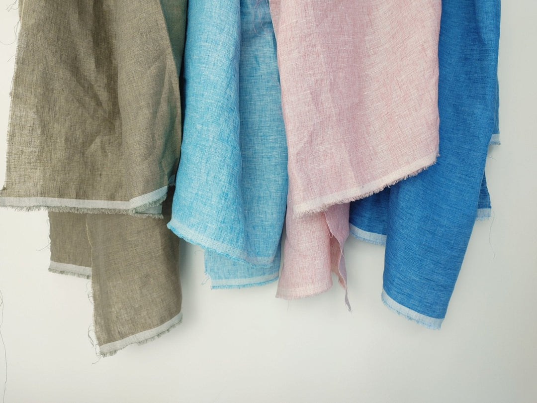100% Linen Fabric 21s Vintage Chambray New Colorways for 2024 - The Linen Lab - Blue(light)
