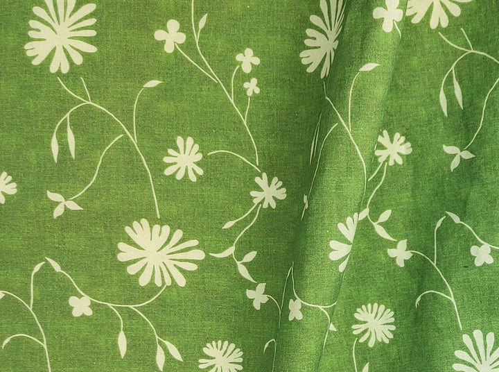 Green Leaf Print Cotton-Ramie Blend Fabric 8021