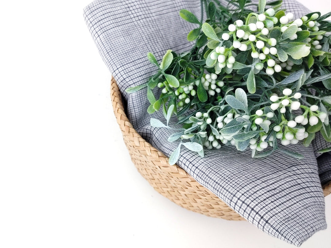Grey Houndstooth Glen Plaid Linen Fabric – 100% Linen 8046 8500