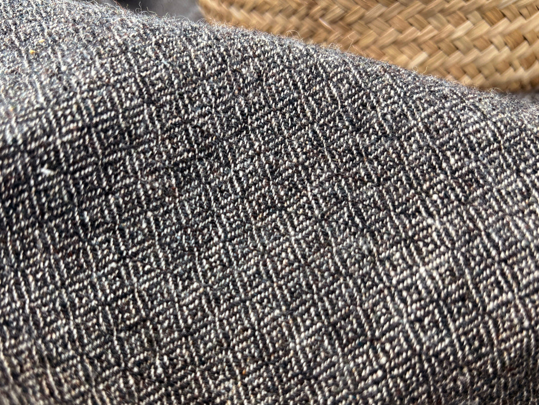 Broken Diamond Twill – Heavyweight Viking Age Linen Wool Fabric 8173 8174 8177