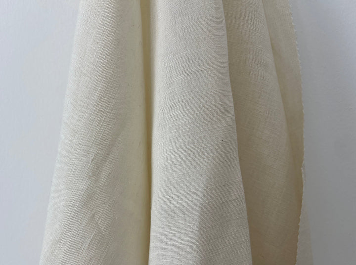 Linen Hemp Blend Fabric | Medium to Heavy Weight | Plain Weave 8367