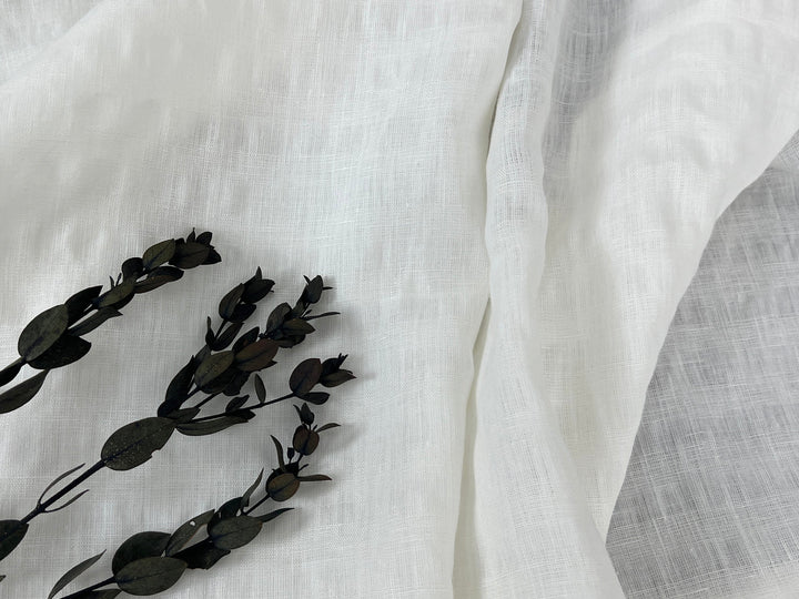 White Linen Ramie Blend Fabric | Subtle Weft Stripe & Gentle Wrinkle Effect | 51" 4196
