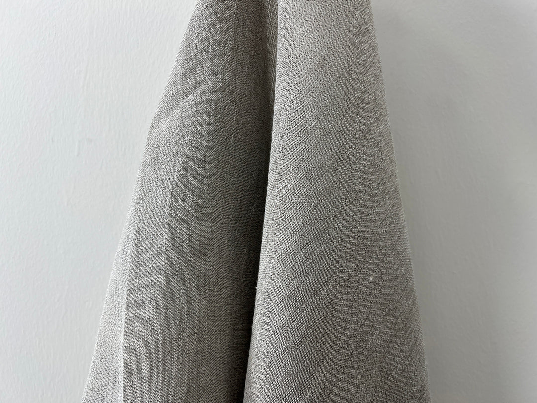 Two-Tone Linen Nylon Chambray Fabric | Twisted Filament Yarn for Enhanced Handfeel | 7066 8294