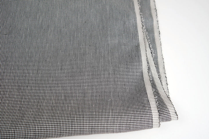 Linen Houndstooth Stretch Fabric (6027) - The Linen Lab - White and Black